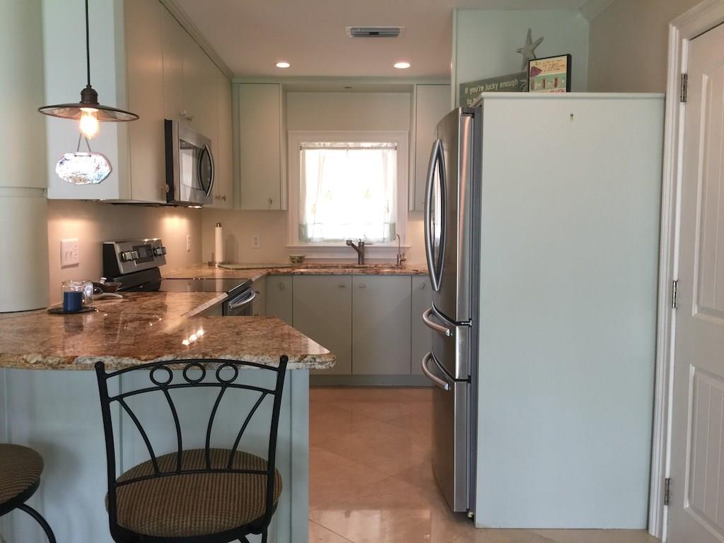 Bel-Air 32-10 B - Residential