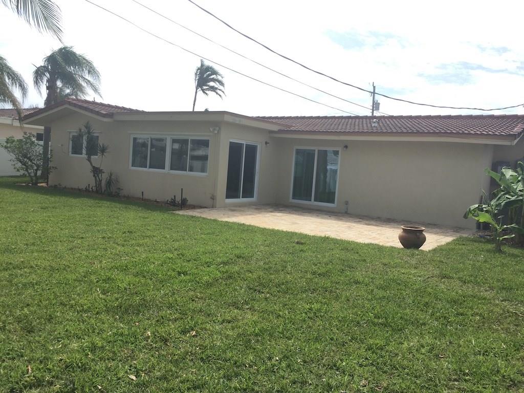 Bel-Air 32-10 B - Residential