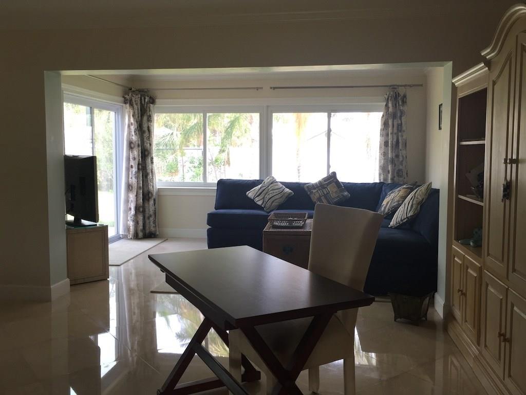 Bel-Air 32-10 B - Residential