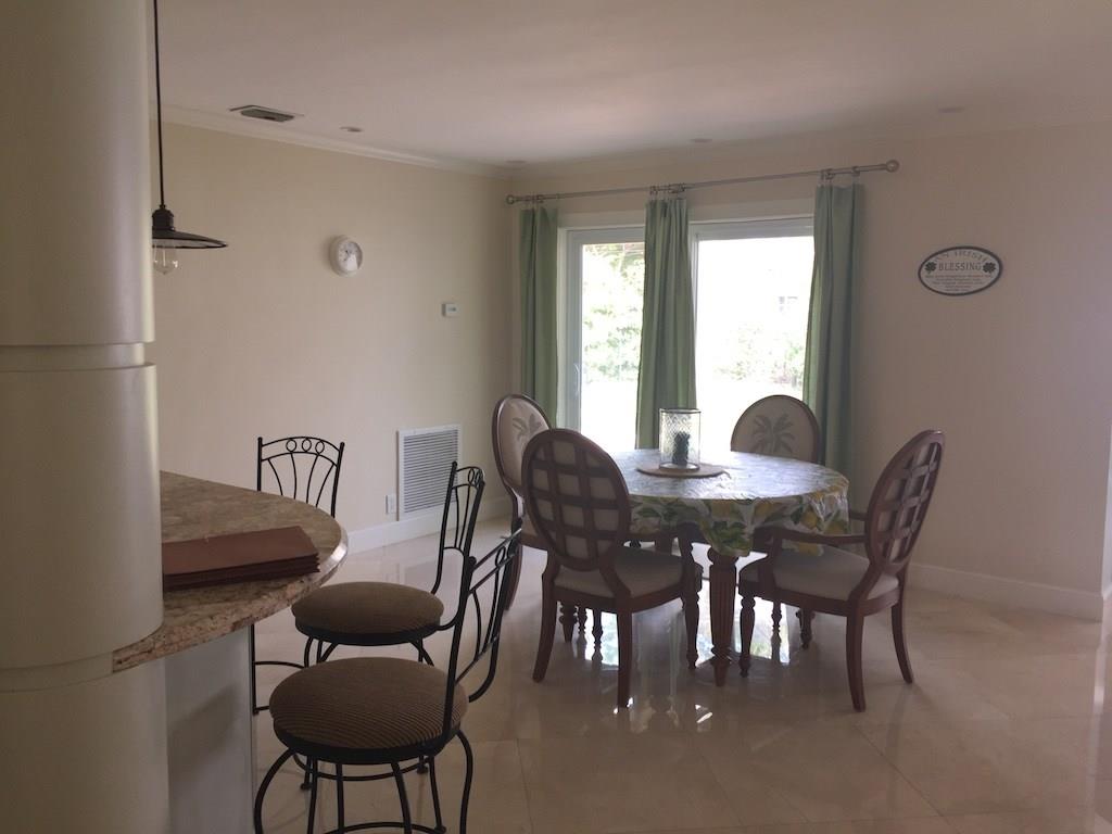 Bel-Air 32-10 B - Residential