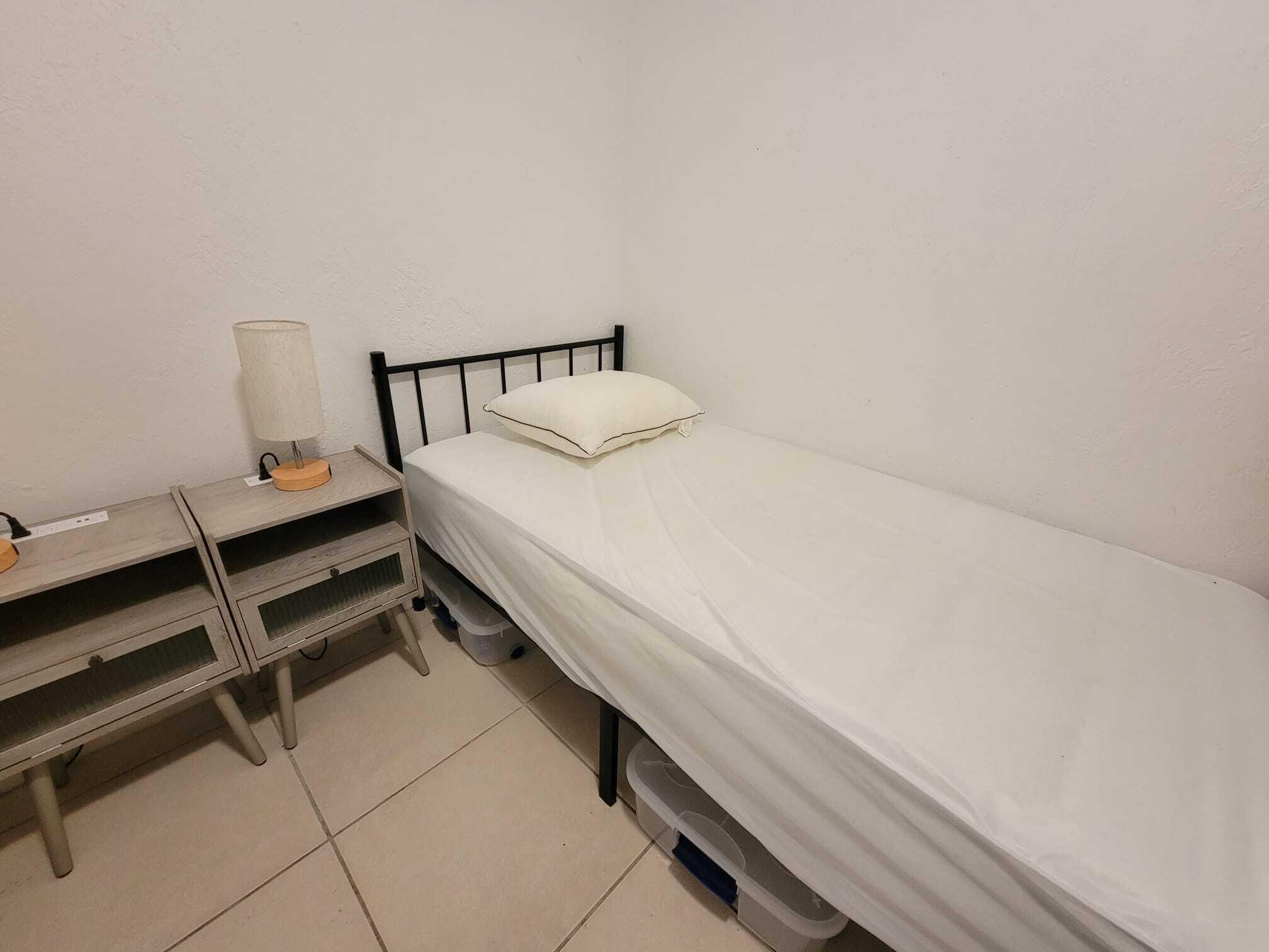 CANNON POINT FIRST - Residential Lease