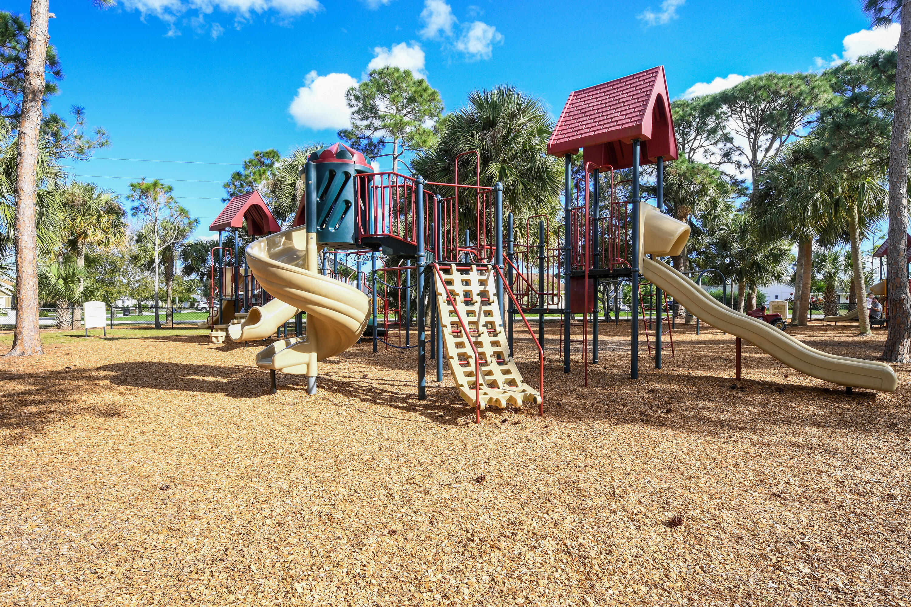 NORTH PALM BEACH HEIGHTS SEC 2B - Residential Income