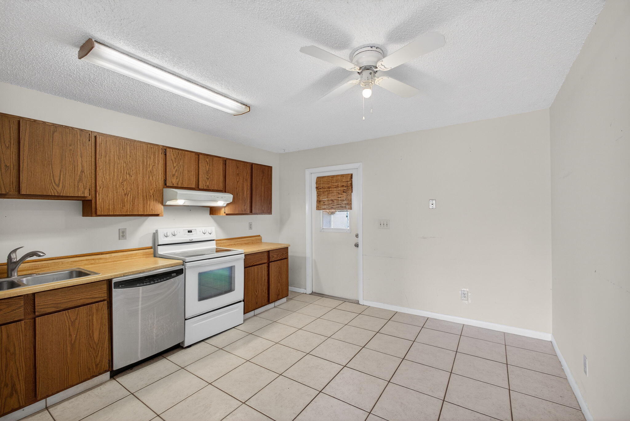 NORTH PALM BEACH HEIGHTS SEC 2B - Residential Income