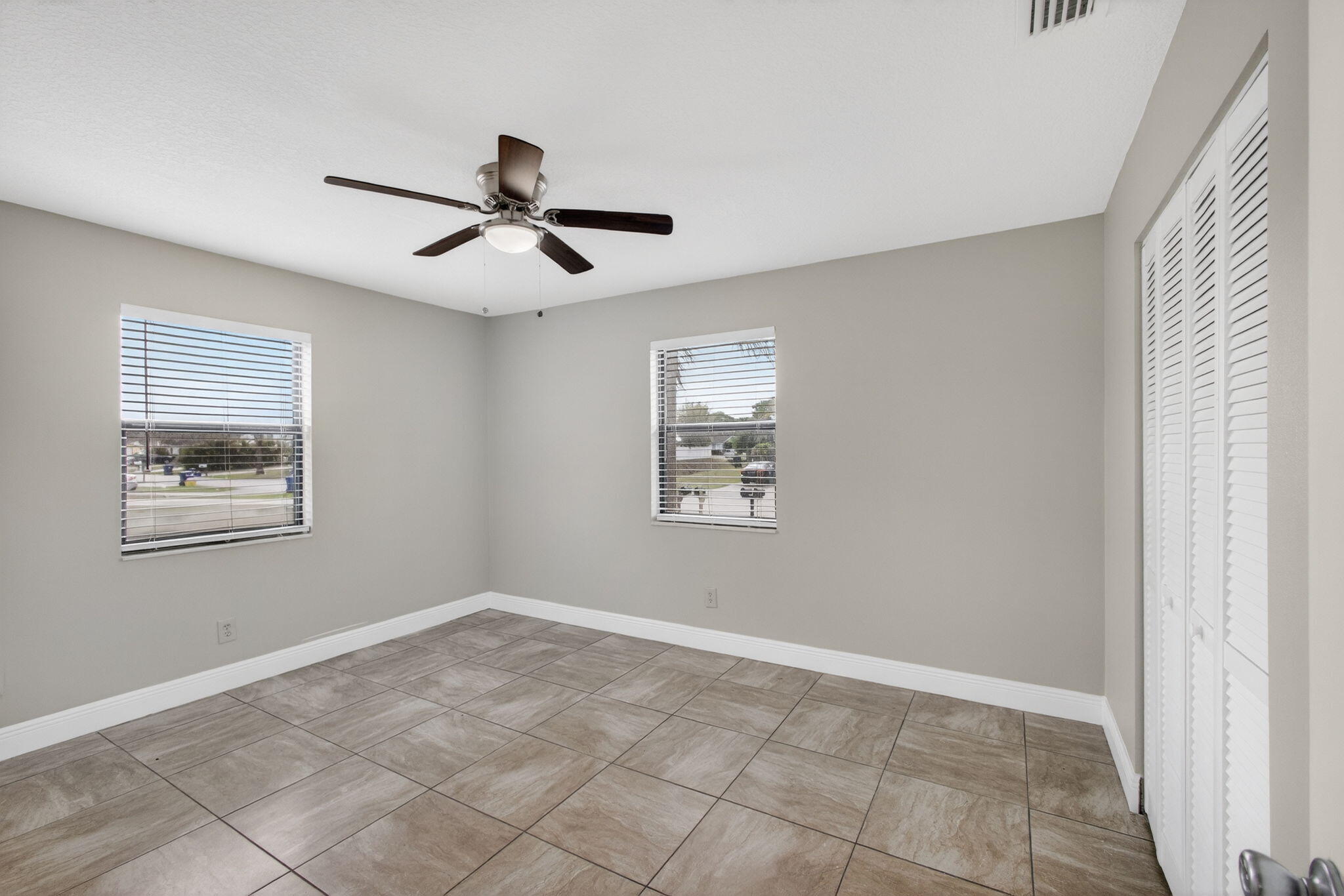 NORTH PALM BEACH HEIGHTS SEC 2B - Residential Income