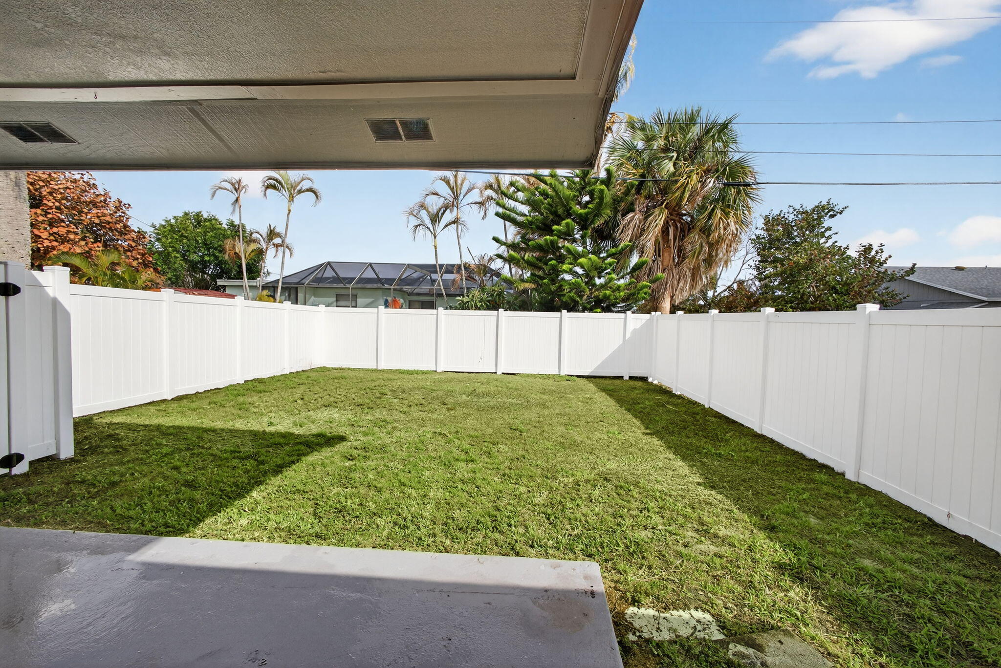 NORTH PALM BEACH HEIGHTS SEC 2B - Residential Income