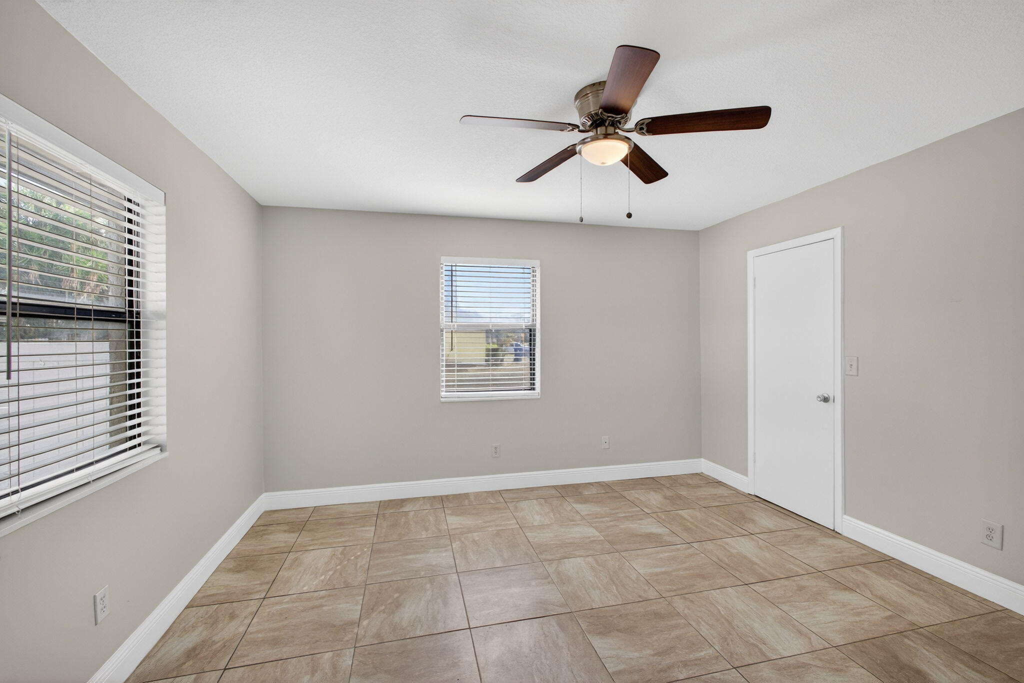 NORTH PALM BEACH HEIGHTS SEC 2B - Residential Income