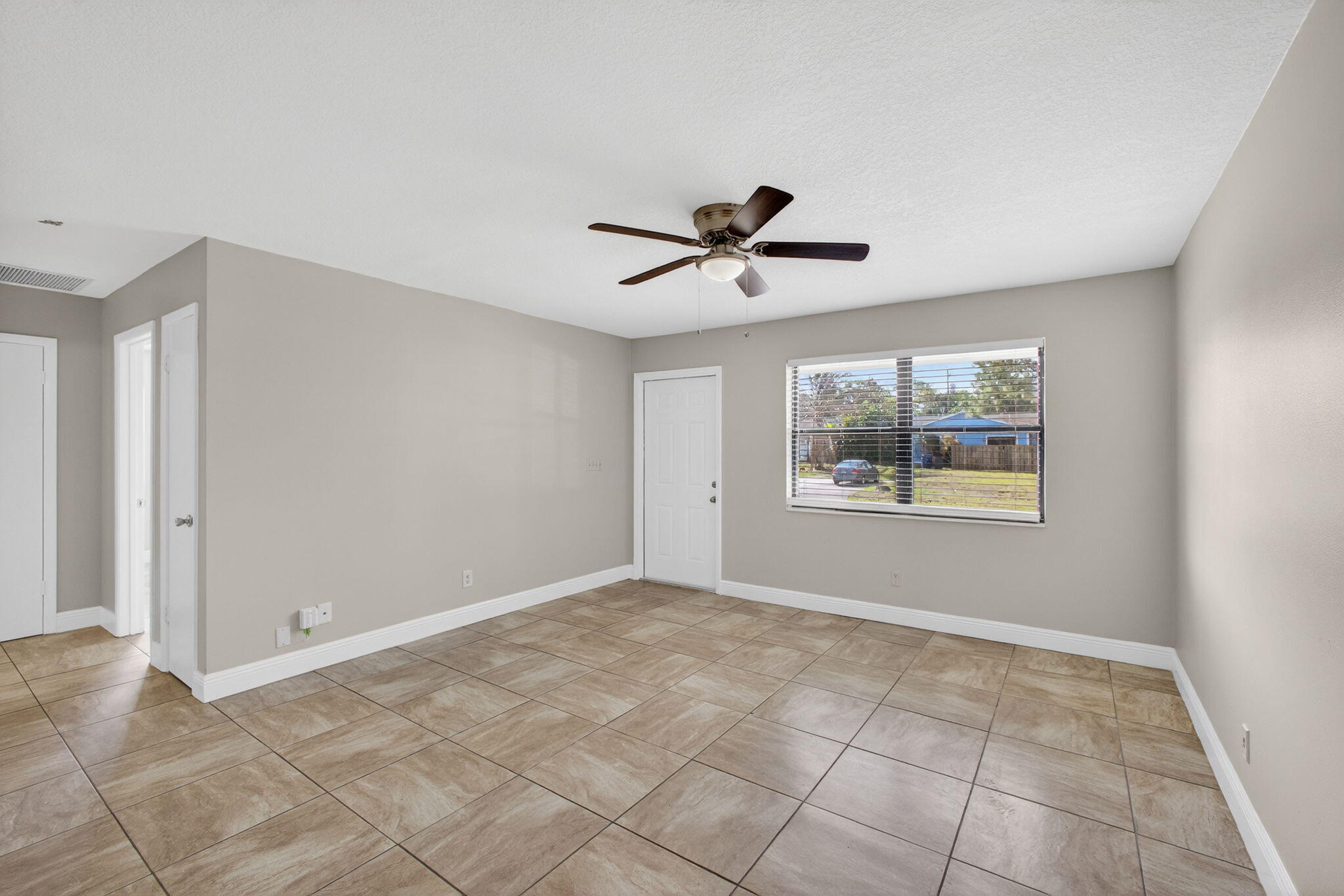 NORTH PALM BEACH HEIGHTS SEC 2B - Residential Income