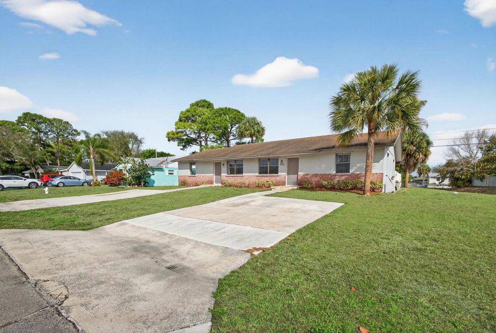 Photo of 6253 Francis Street, Jupiter, FL 33458 (MLS # R11170029)