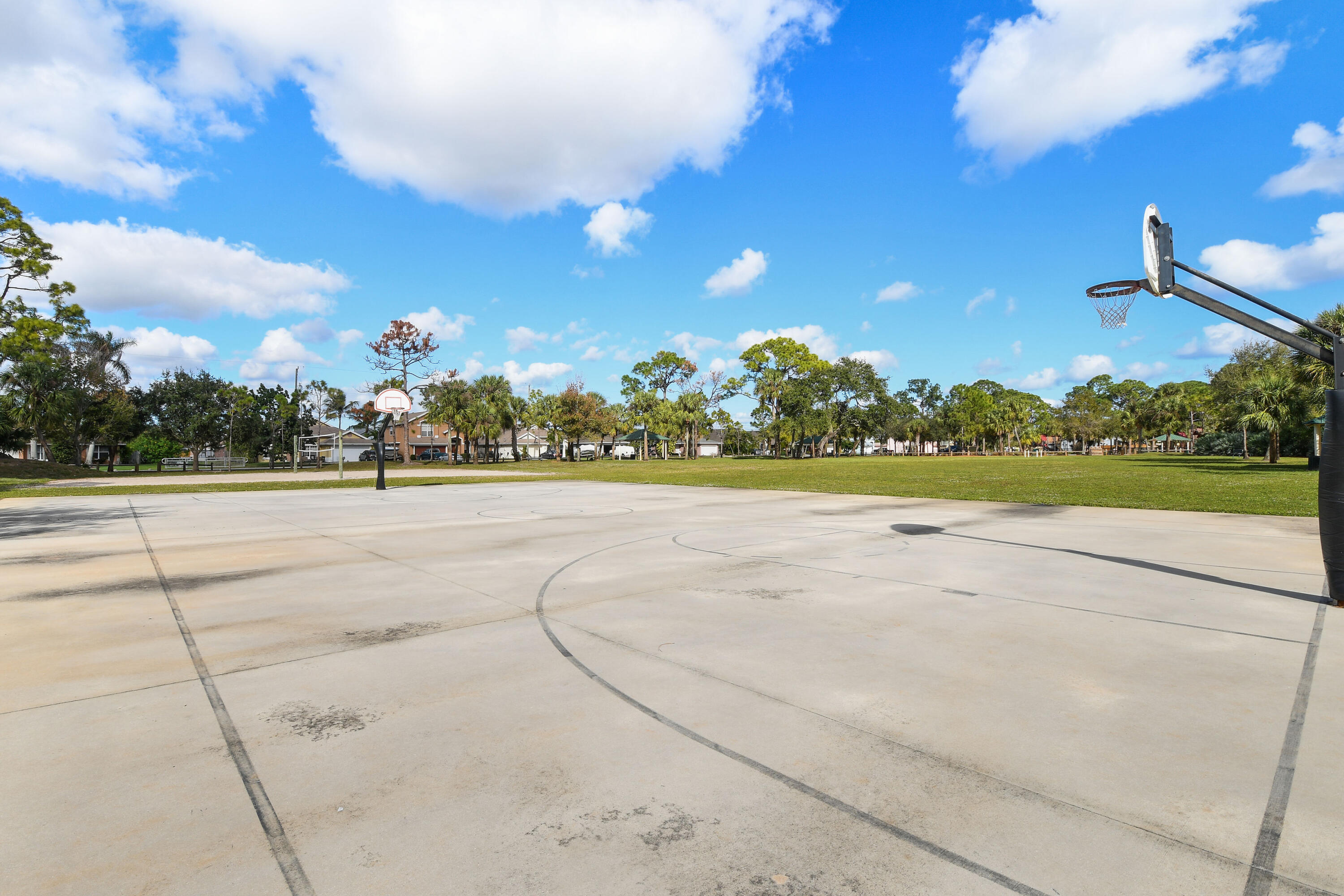 NORTH PALM BEACH HEIGHTS SEC 2B - Residential Income