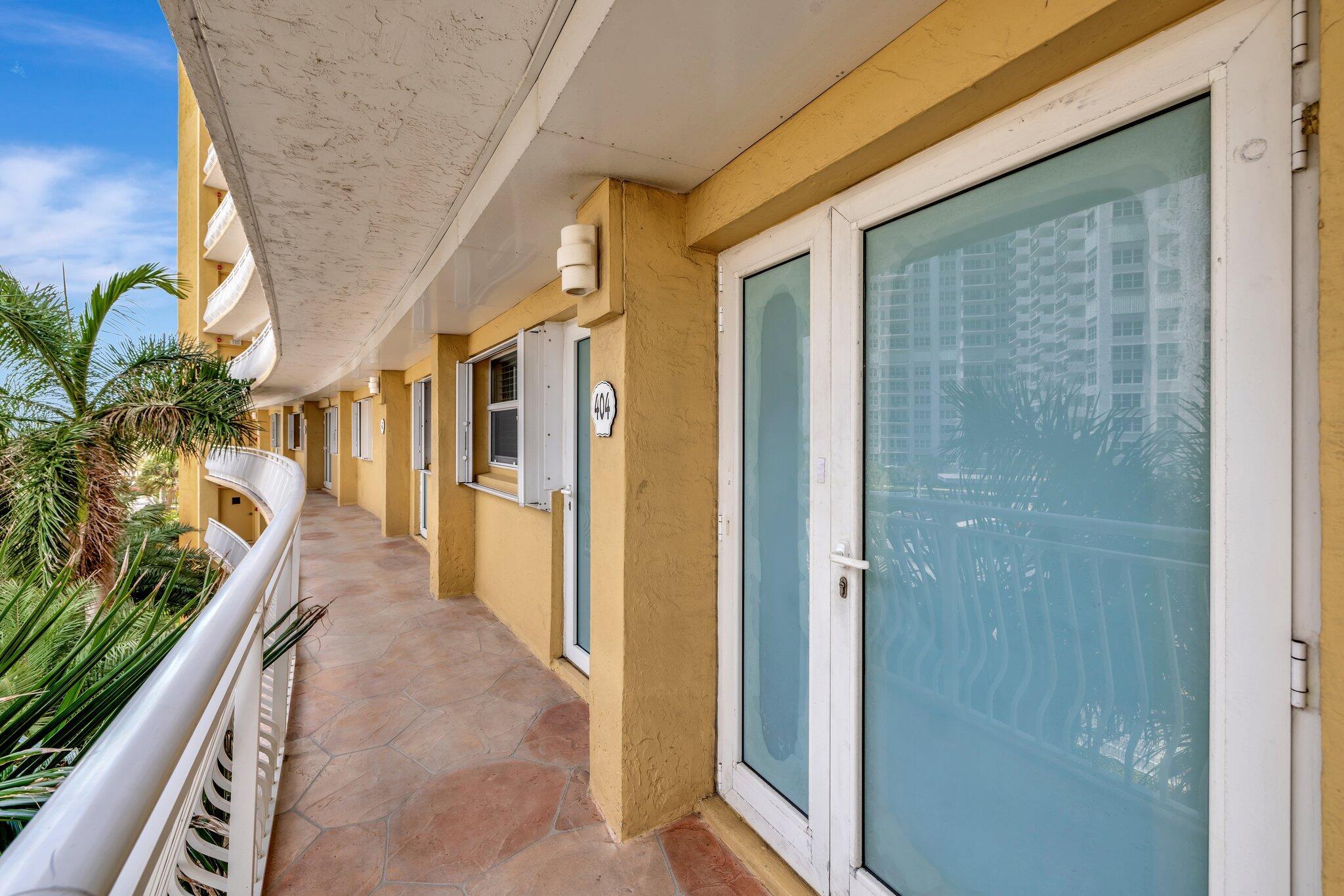 328 N Ocean Boulevard 404