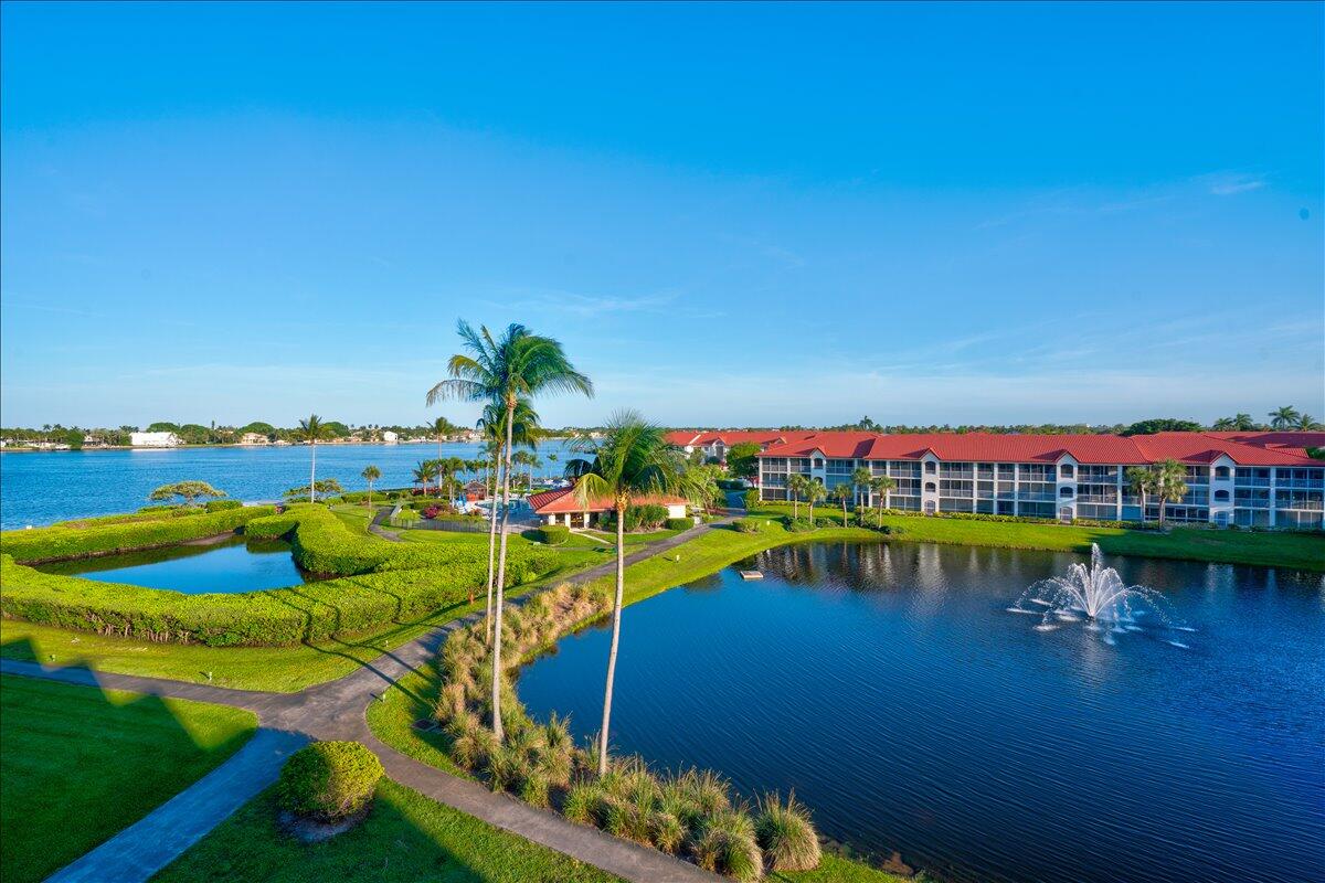 HALF MOON BAY - Residential
