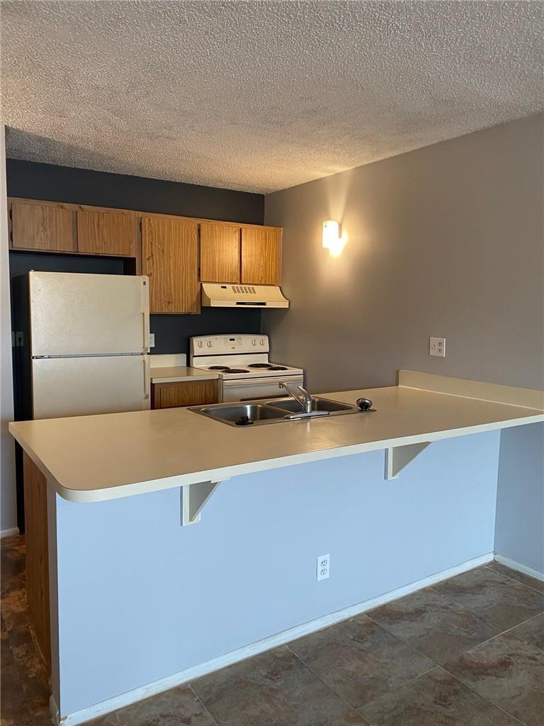 Great opportunity to rent this condo in Coral Springs! Unit is completely tiled throughout, has an open balcony overlooking the pool, and has been painted and cleaned..... ready for you to move in! Located on the 2nd floor, close to the elevator and laundry facilities. Secured building with electronic fob system.
