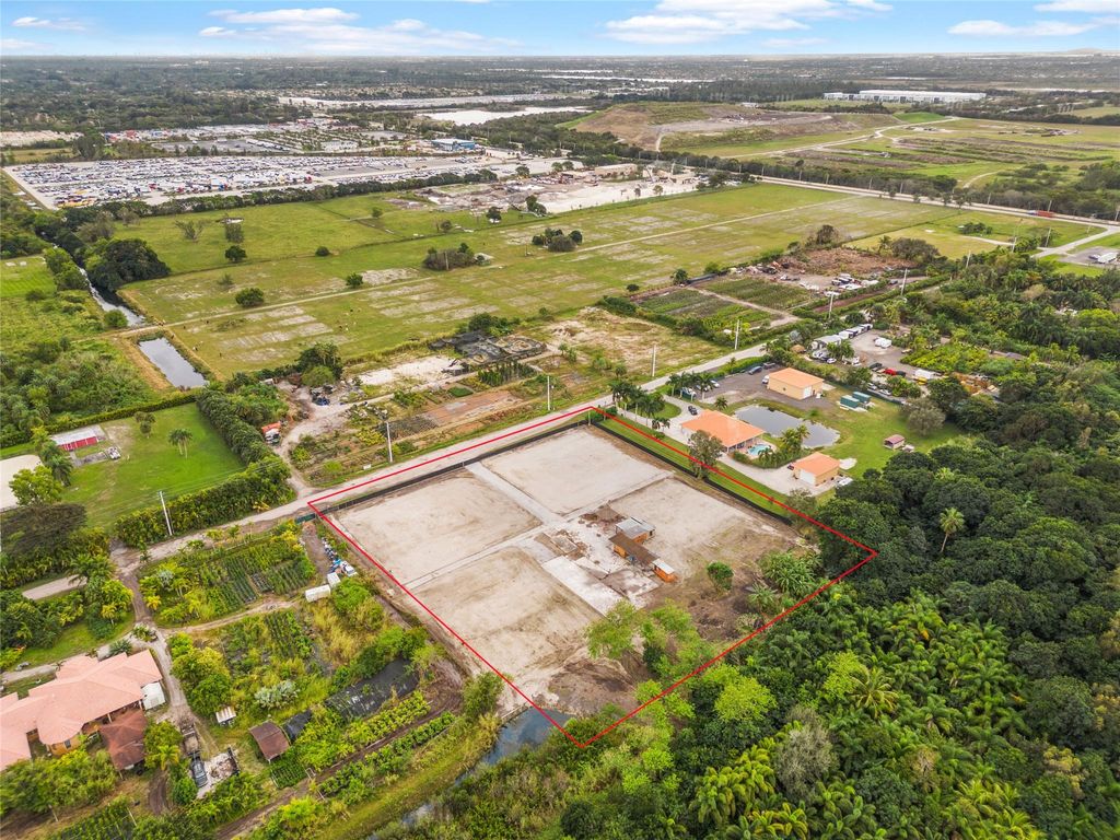 Photo of 5601 SW 210 Terrace, Southwest Ranches, FL 33332 (MLS # F10414958)