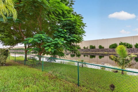Tiny photo for 10002 NW 58th Court NW, Parkland, FL 33076 (MLS # B26079632)