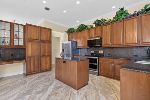 Tiny photo for 10002 NW 58th Court NW, Parkland, FL 33076 (MLS # B26079632)