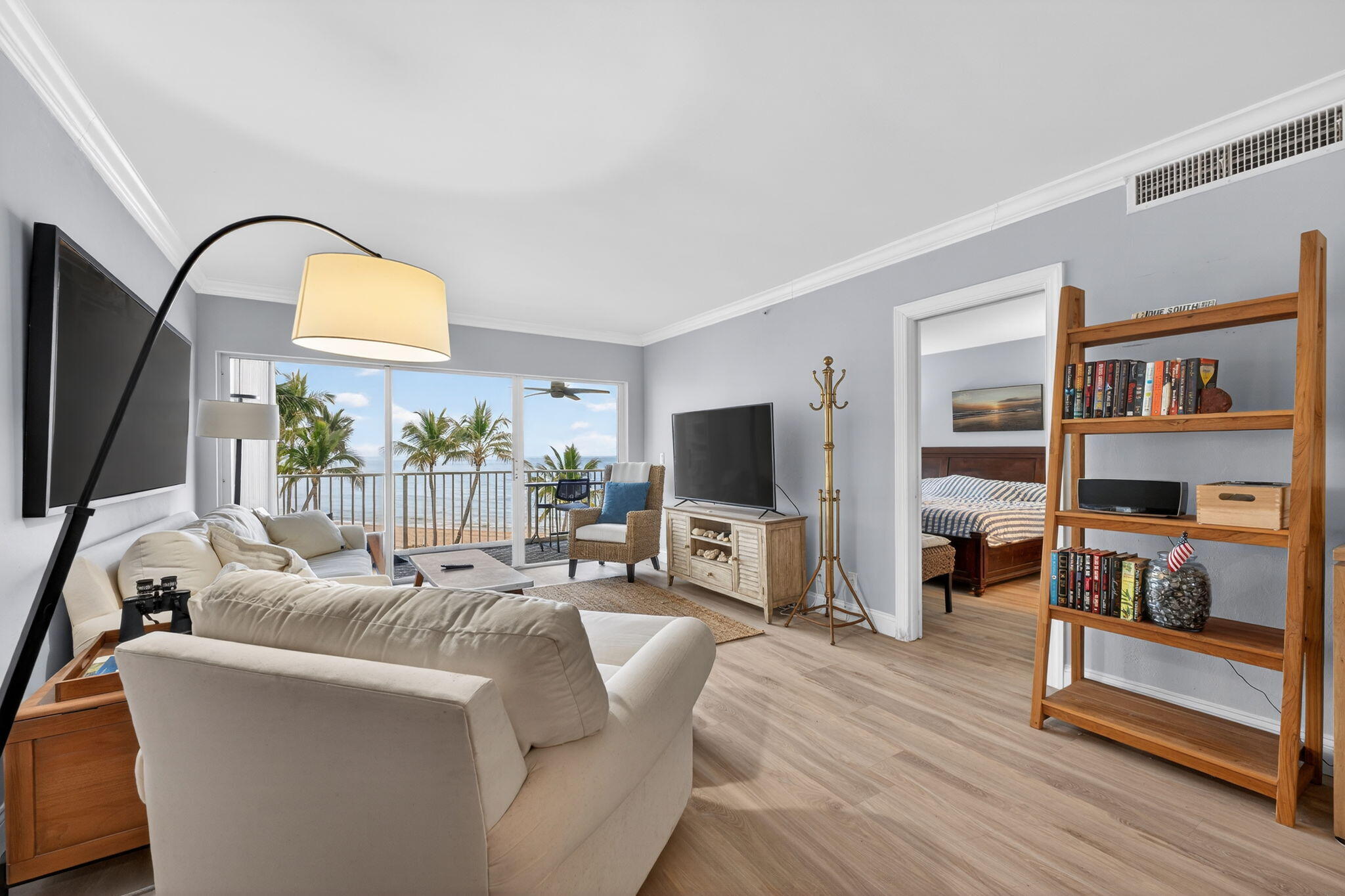 PENTHOUSE TOWERS CONDO - Residential Lease