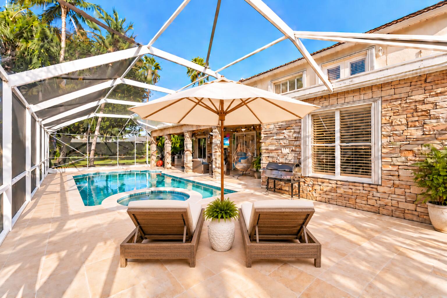 7202 CATALINA ISLE Drive