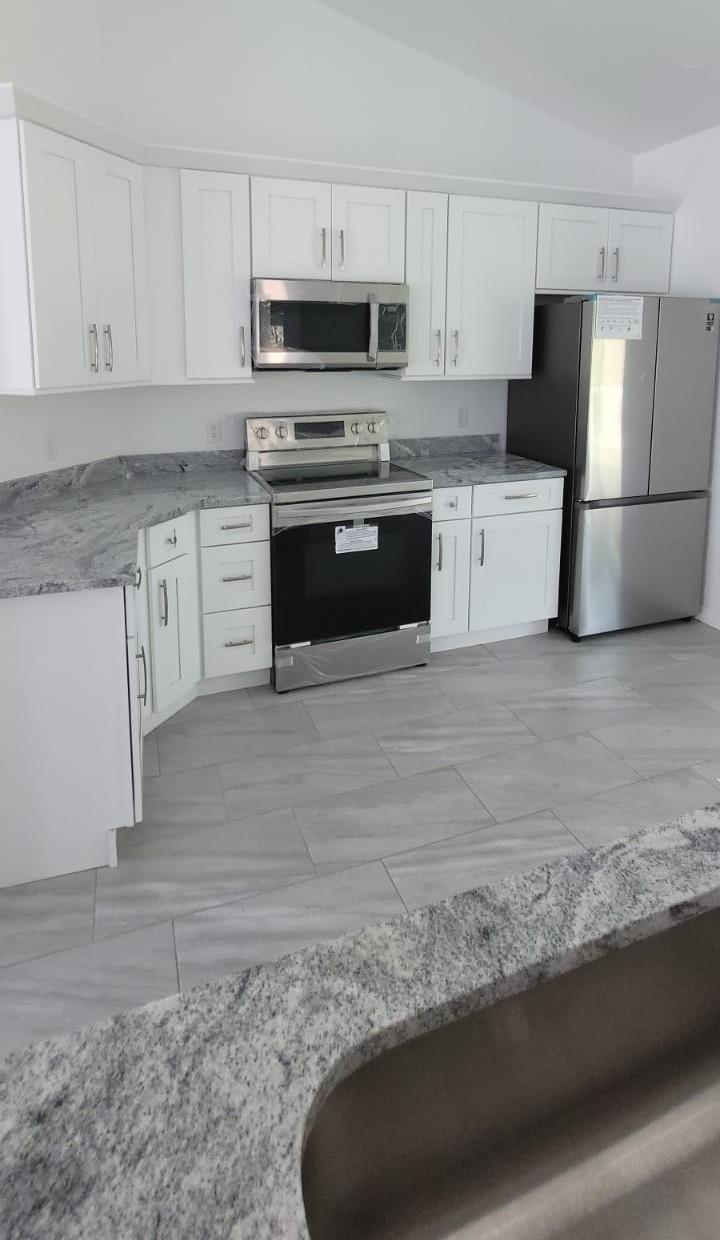 BELLEVIEW HEIGHTS ESTATES - Residential