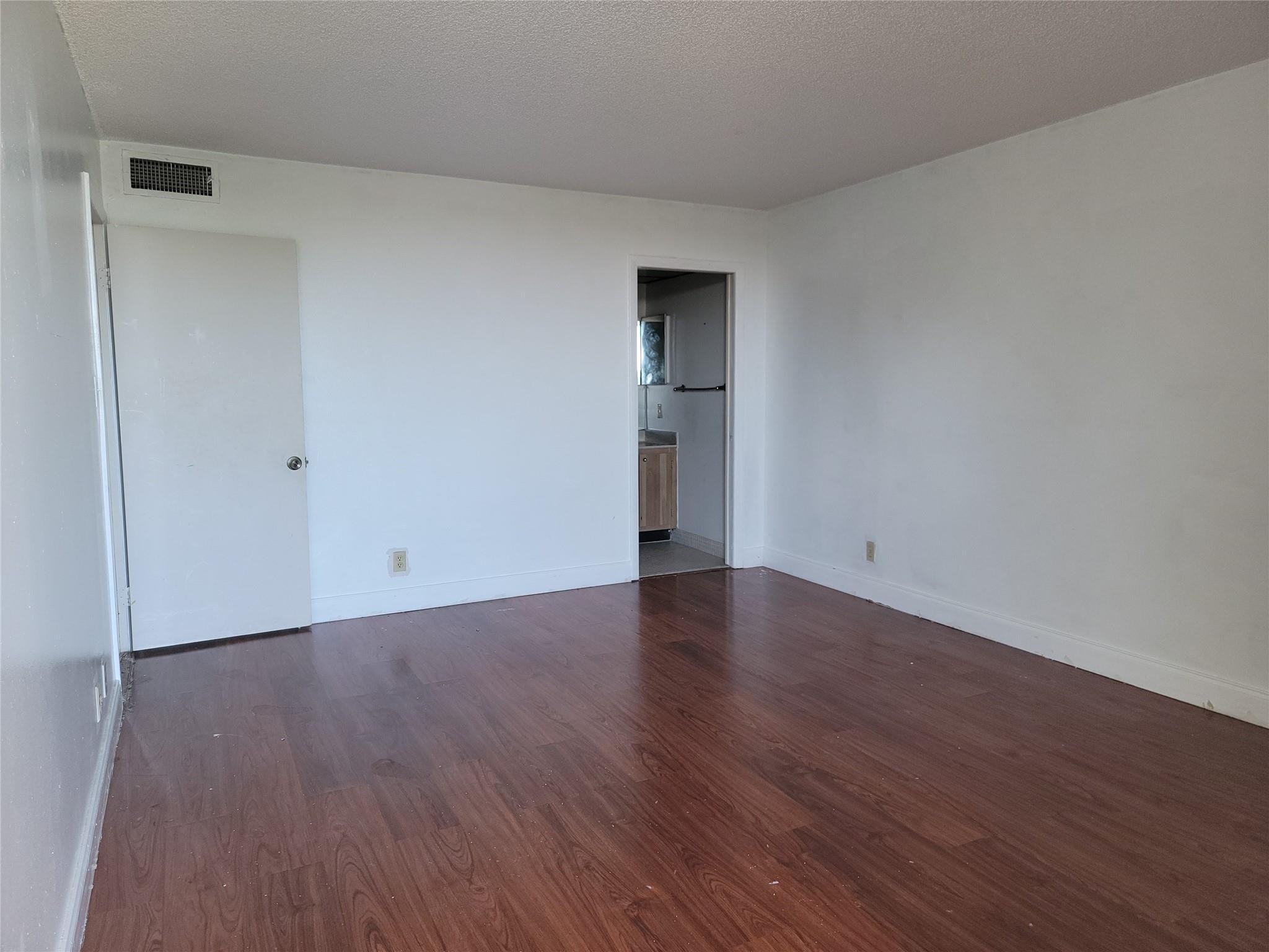 CYPRESS CHASE NORTH 4 CON - Residential