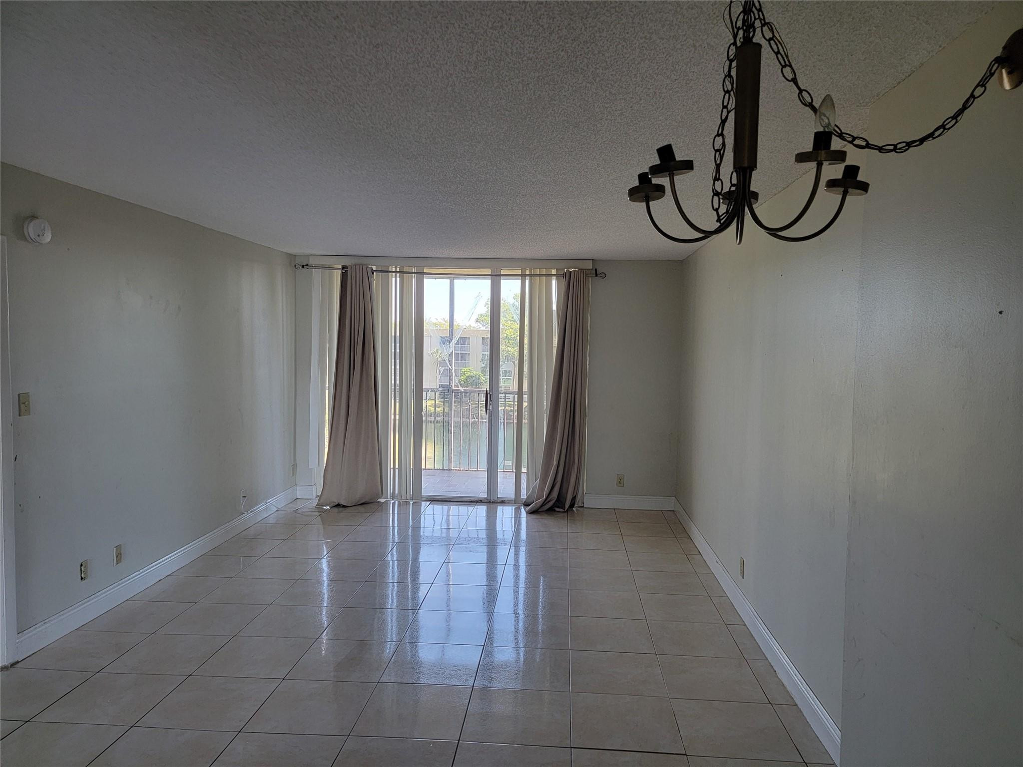 CYPRESS CHASE NORTH 4 CON - Residential