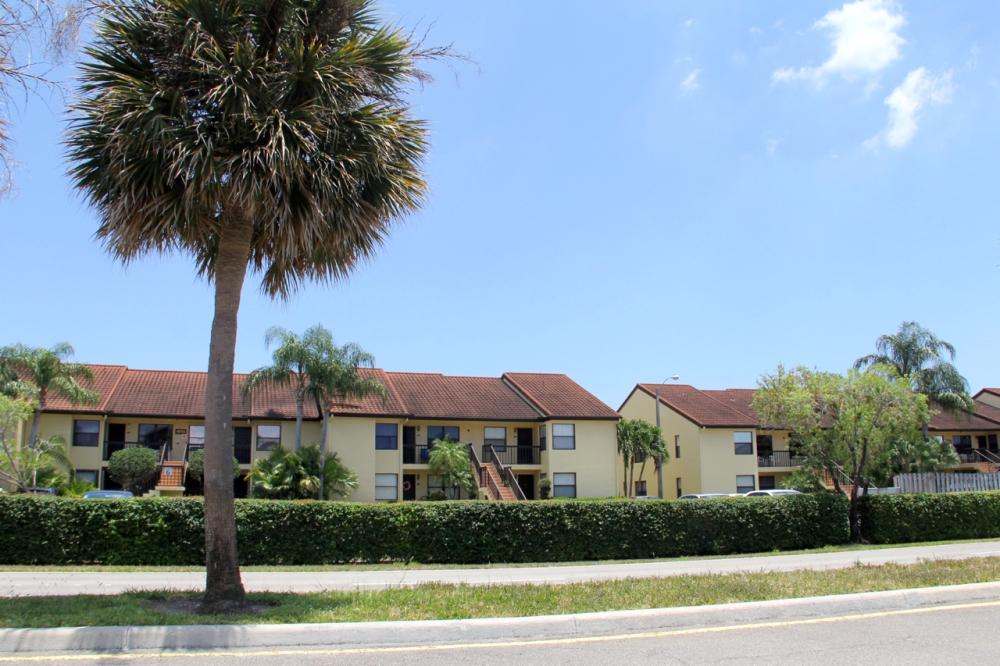 LUCERNE GREENS CONDO - Residential Lease