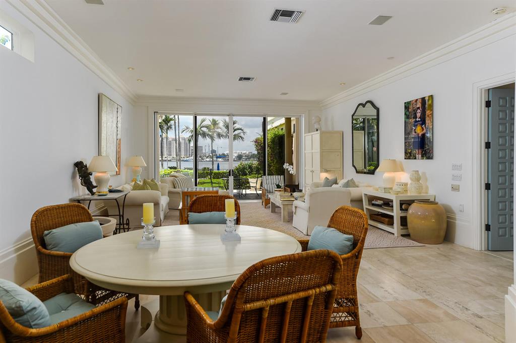 VILLA PLATI TOWNHOMES - Residential