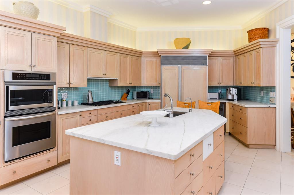 VILLA PLATI TOWNHOMES - Residential