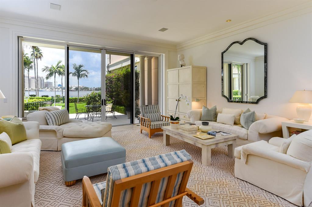 VILLA PLATI TOWNHOMES - Residential