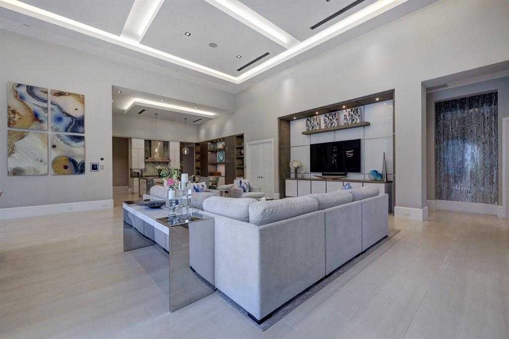 OLD PALM 3 - Residential