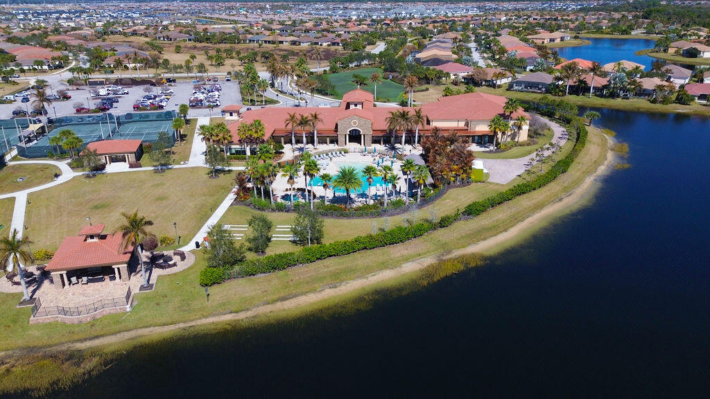 TRADITION PLAT NO 28 - Residential