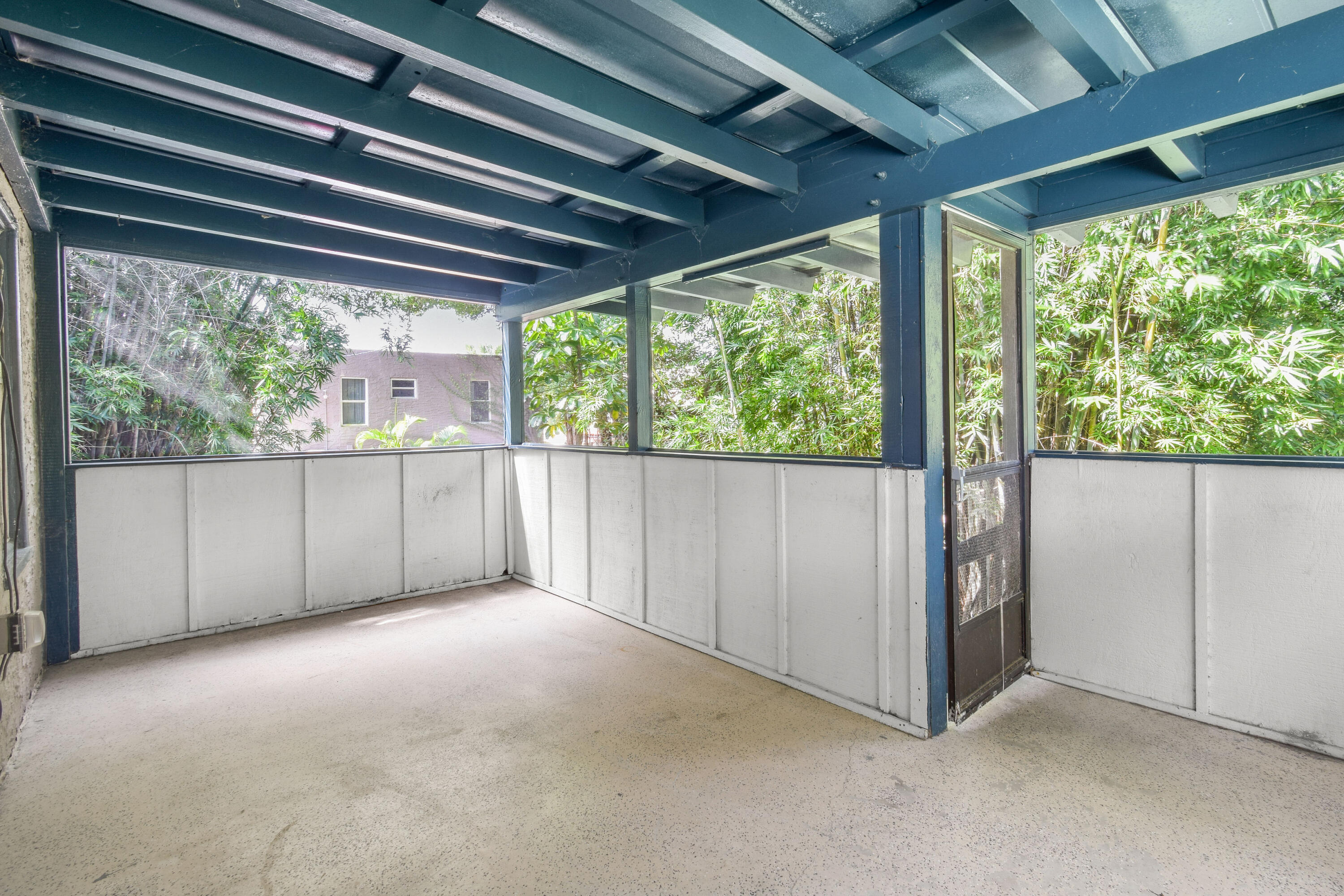 COLLEGE PARK - Residential Lease