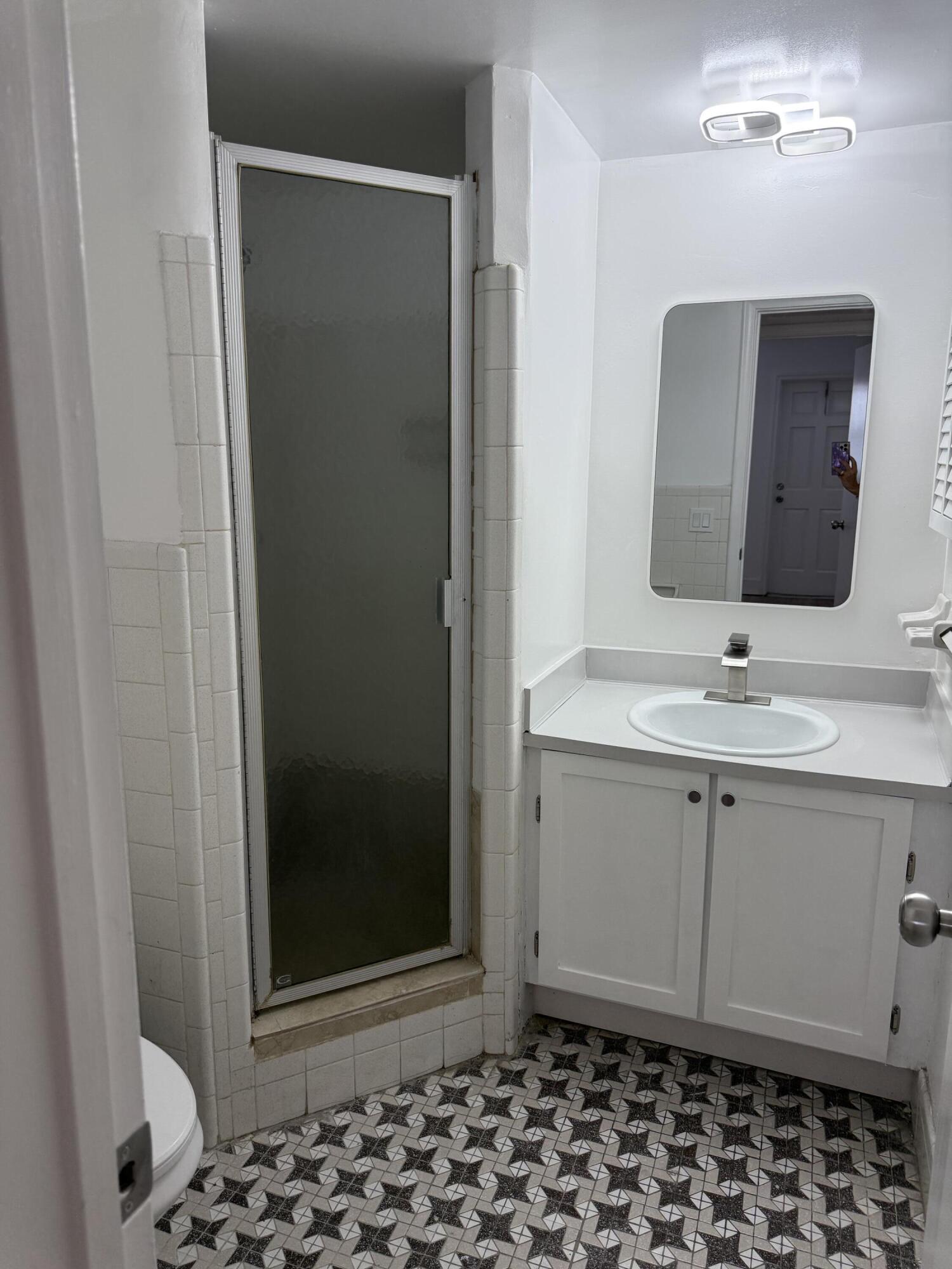 CYPRESS ANCHORAGE CONDO - Residential Lease