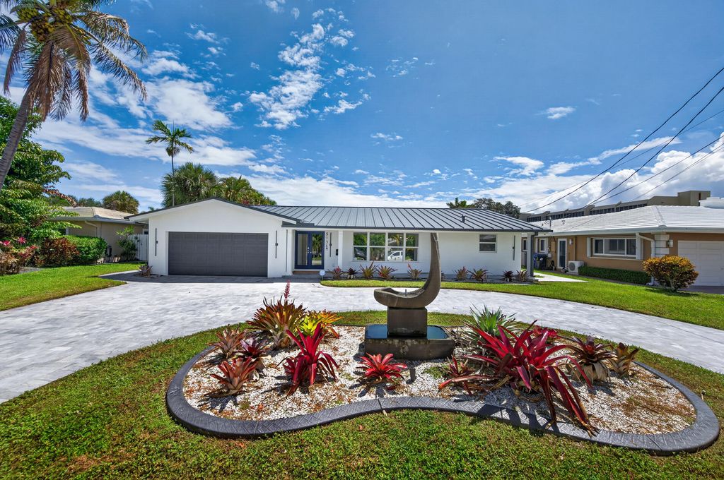 Photo of 5136 NE 26th Avenue, Fort Lauderdale, FL 33308 (MLS # B26013109)