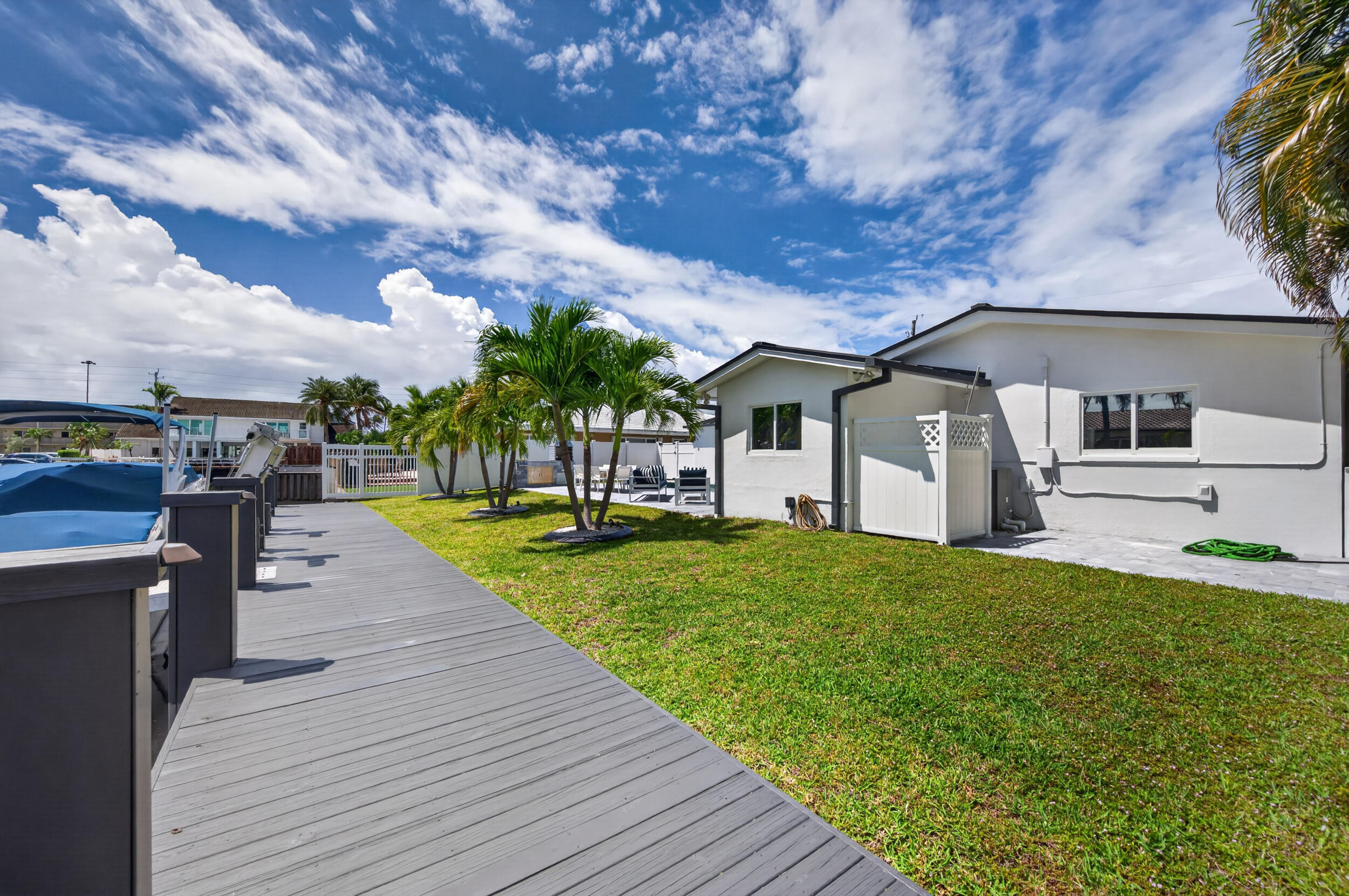 GOLF ESTATES - Residential