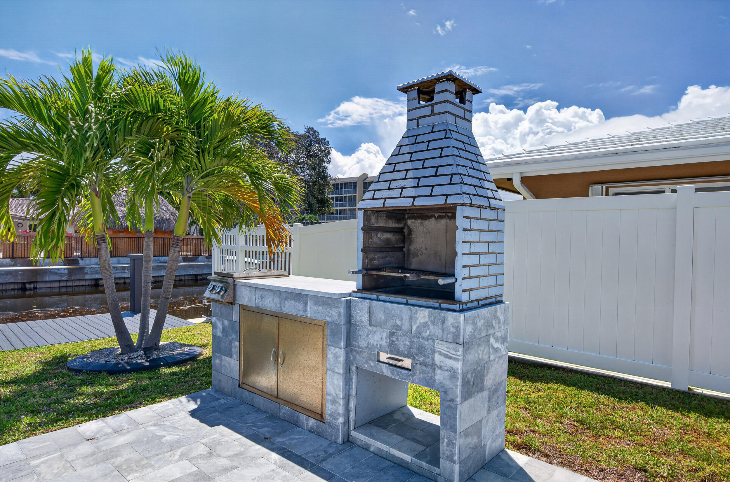 GOLF ESTATES - Residential