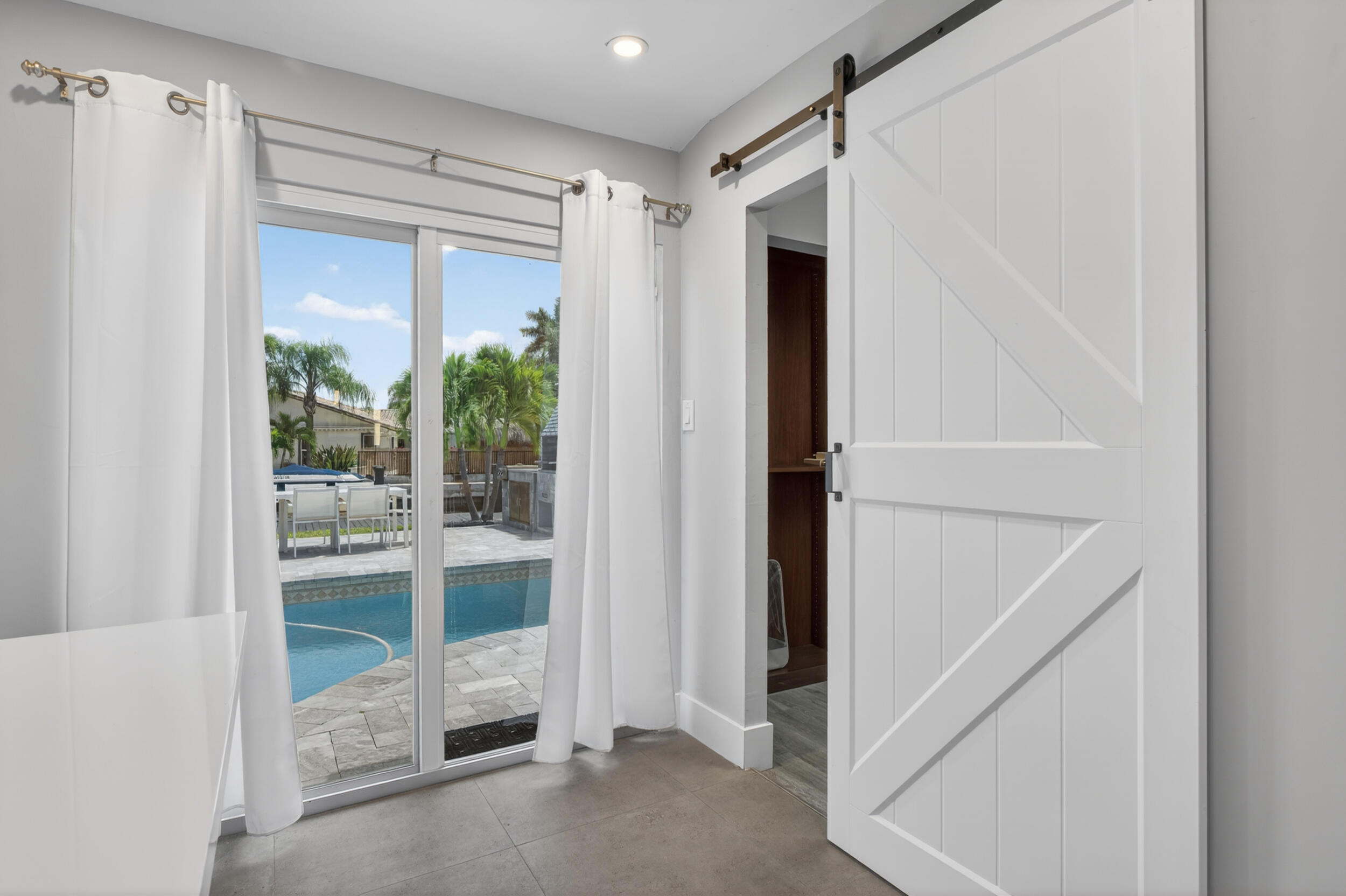 GOLF ESTATES - Residential