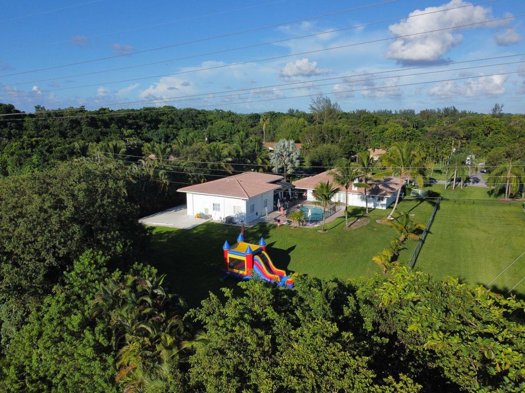 Photo of 2681 SW 156th Avenue, Davie, FL 33331 (MLS # B26041211)
