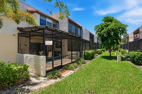 Tiny photo for 721 SE 1st Way #C11, Deerfield Beach, FL 33441 (MLS # B26049761)