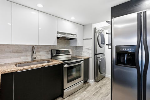 Tiny photo for 721 SE 1st Way #C11, Deerfield Beach, FL 33441 (MLS # B26049761)
