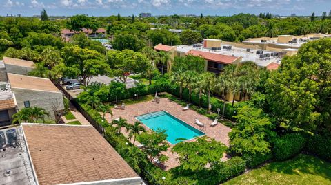 Tiny photo for 721 SE 1st Way #C11, Deerfield Beach, FL 33441 (MLS # B26049761)