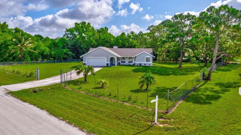 Photo of 12969 54 Street N, Royal Palm Beach, FL 33411 (MLS # R11156581)