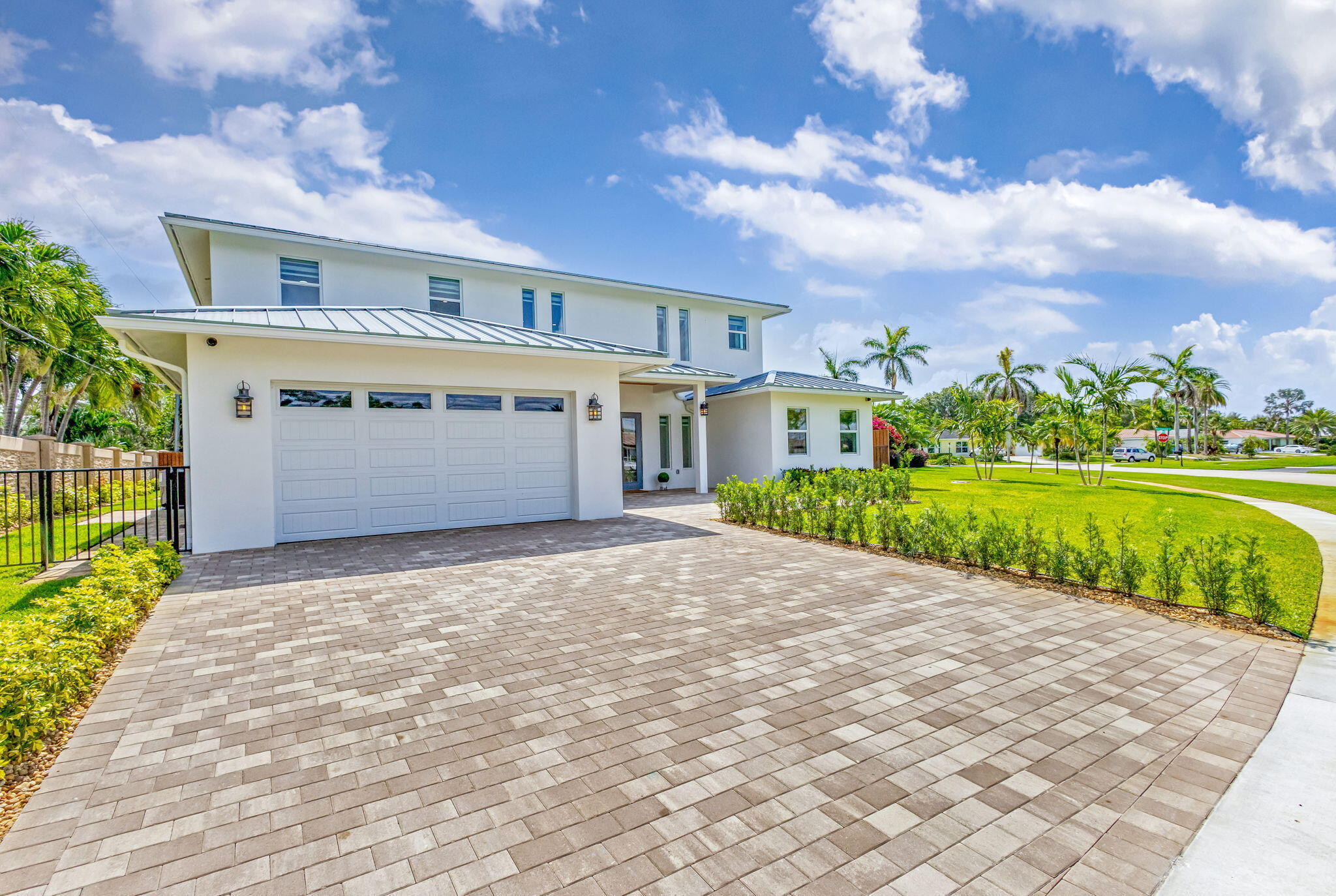 JUNO ISLES - Residential