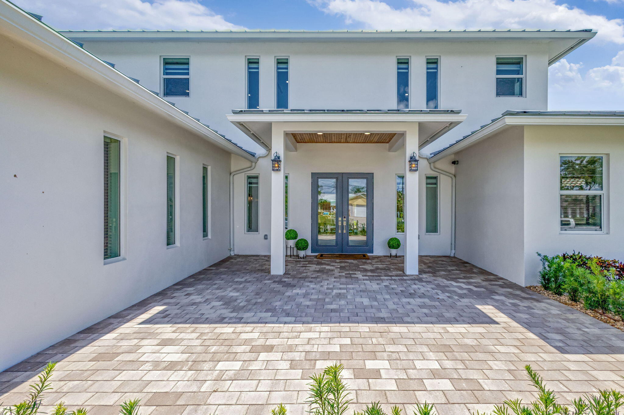 JUNO ISLES - Residential