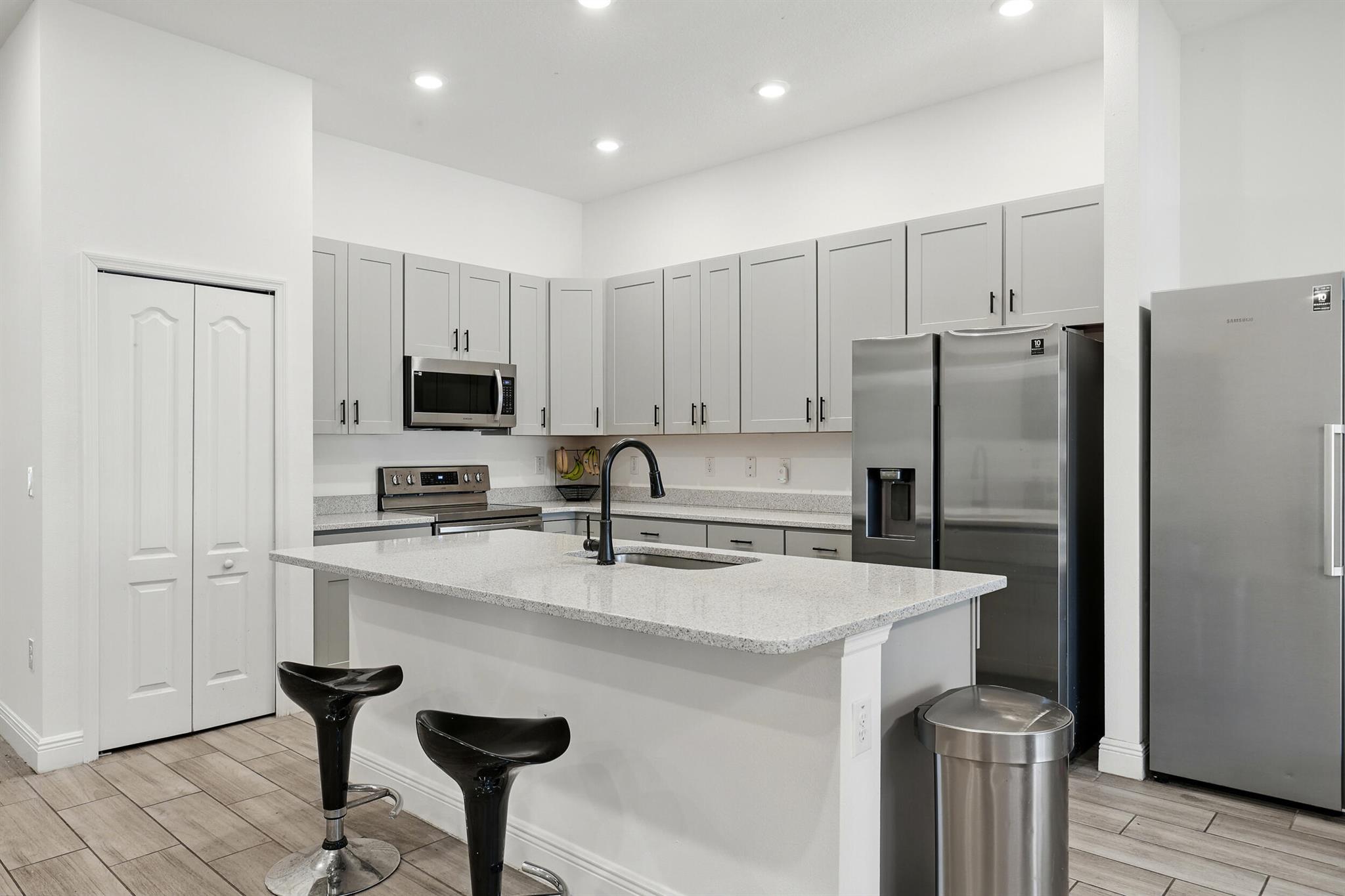 PORT ST LUCIE SECTION 33 - Residential