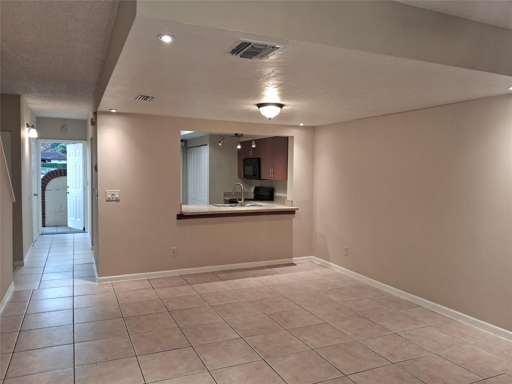 Photo of 4669 NW 89TH Avenue, Sunrise, FL 33351 (MLS # B26080213)