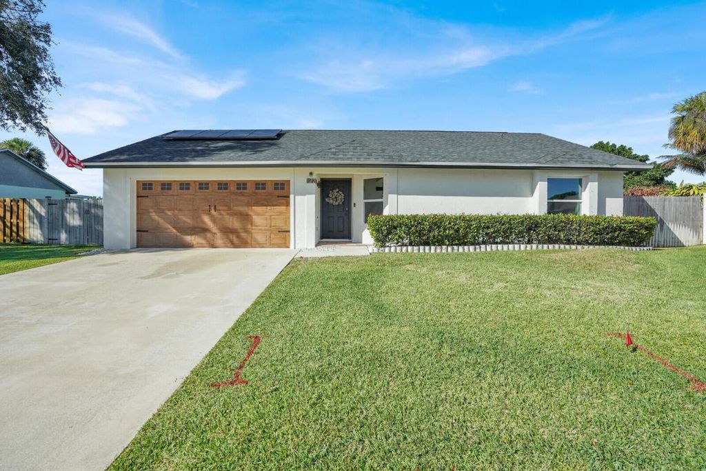 Photo of 122 Parkwood Drive, Royal Palm Beach, FL 33411 (MLS # R11152488)