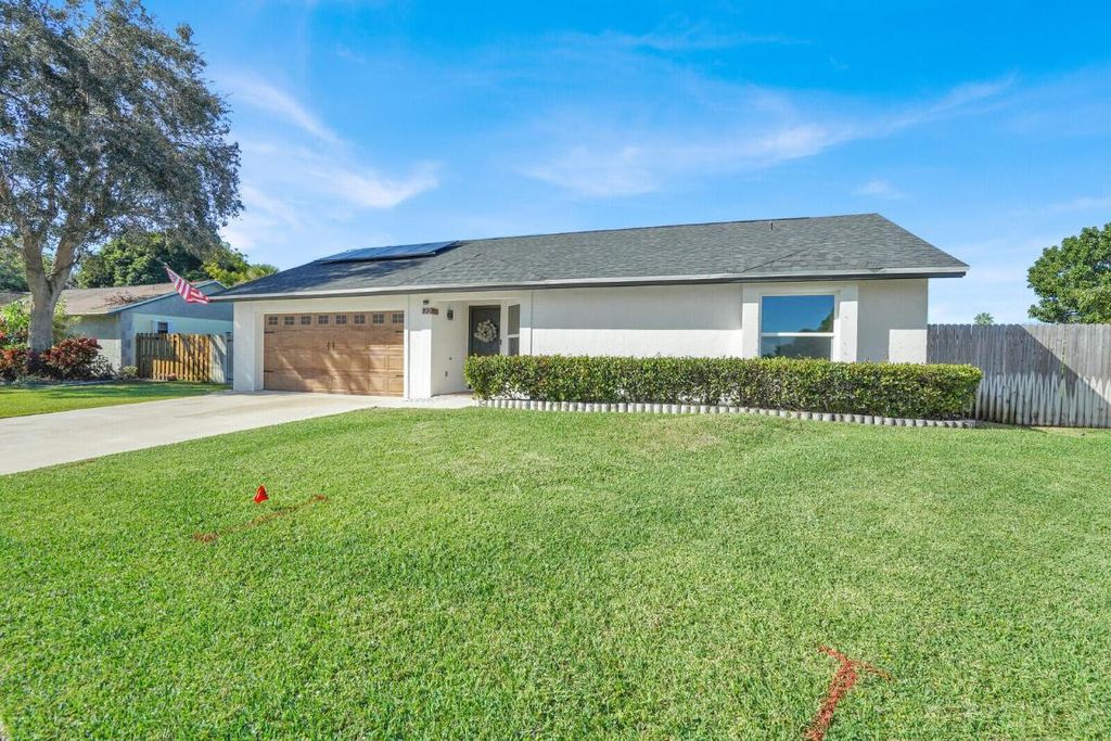 Photo of 122 Parkwood Drive, Royal Palm Beach, FL 33411 (MLS # R11152488)