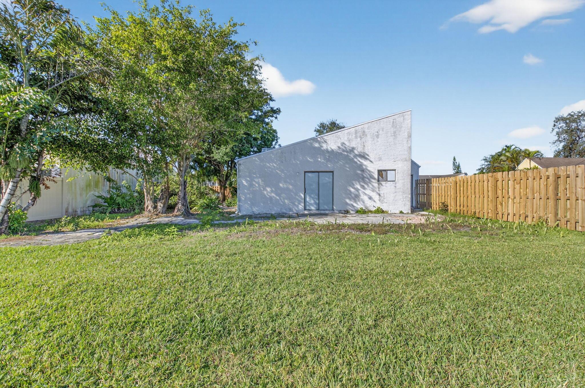 RAINBERRY LAKE PH IV-A - Residential