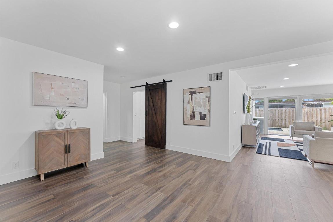 HOLLYWOOD HILLS AMEN PLAT - Residential