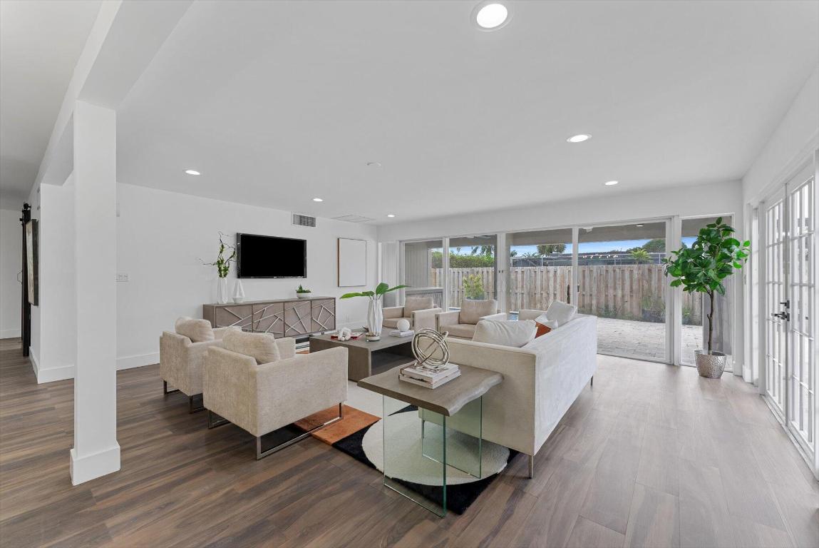 HOLLYWOOD HILLS AMEN PLAT - Residential